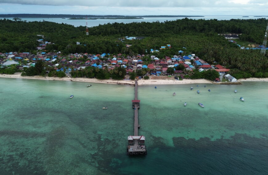 Maratua: Model Ekowisata Berbasis Komunitas di Ujung Indonesia