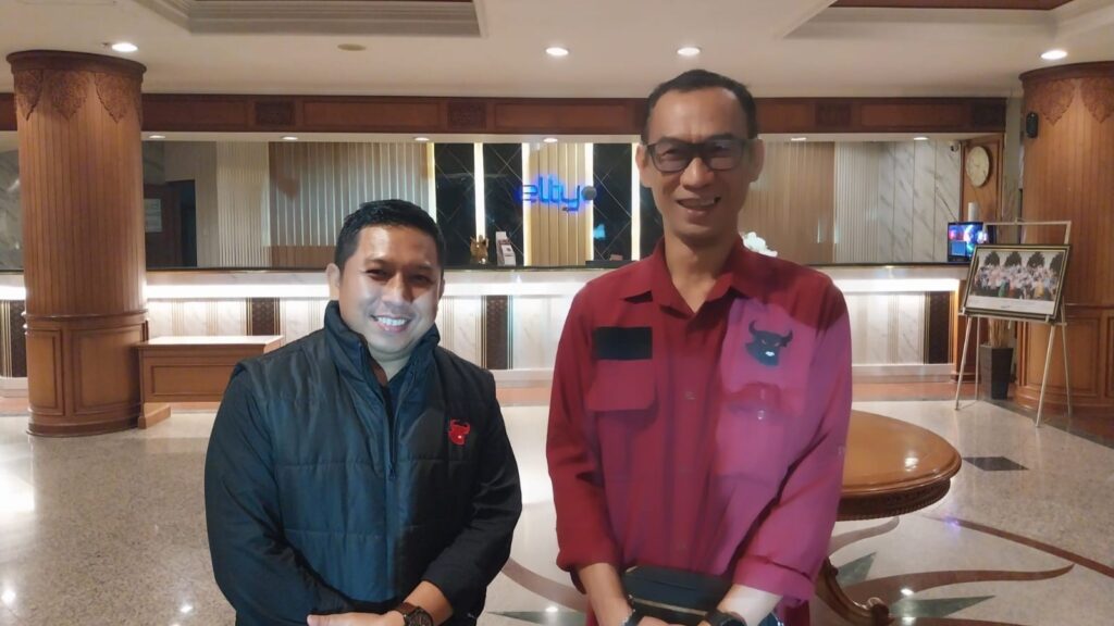 Ketua Tim Kampanye Didi Agung Eko Wahono (kiri) bersama Ketua BP Pemilu PDI Perjuangan Kukar, Rusdiono.